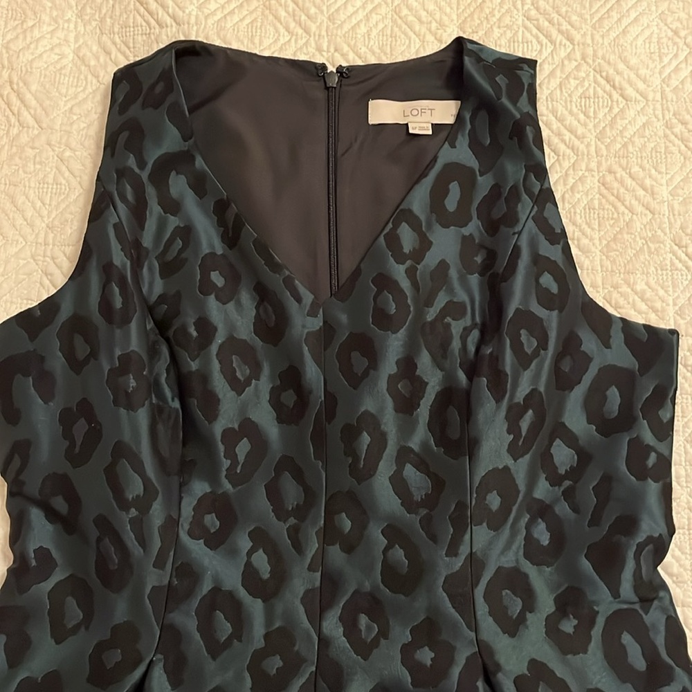 LOFT sleeveless dress. Size 6P. NWOT